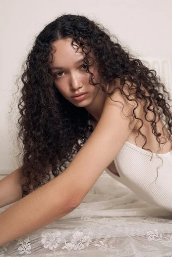 CARA B